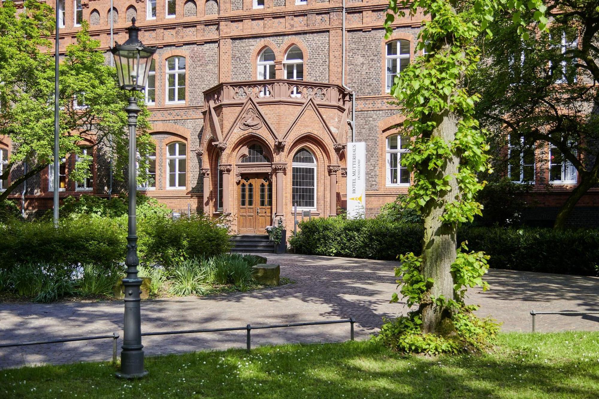 Hotel Mutterhaus Duesseldorf מראה חיצוני תמונה